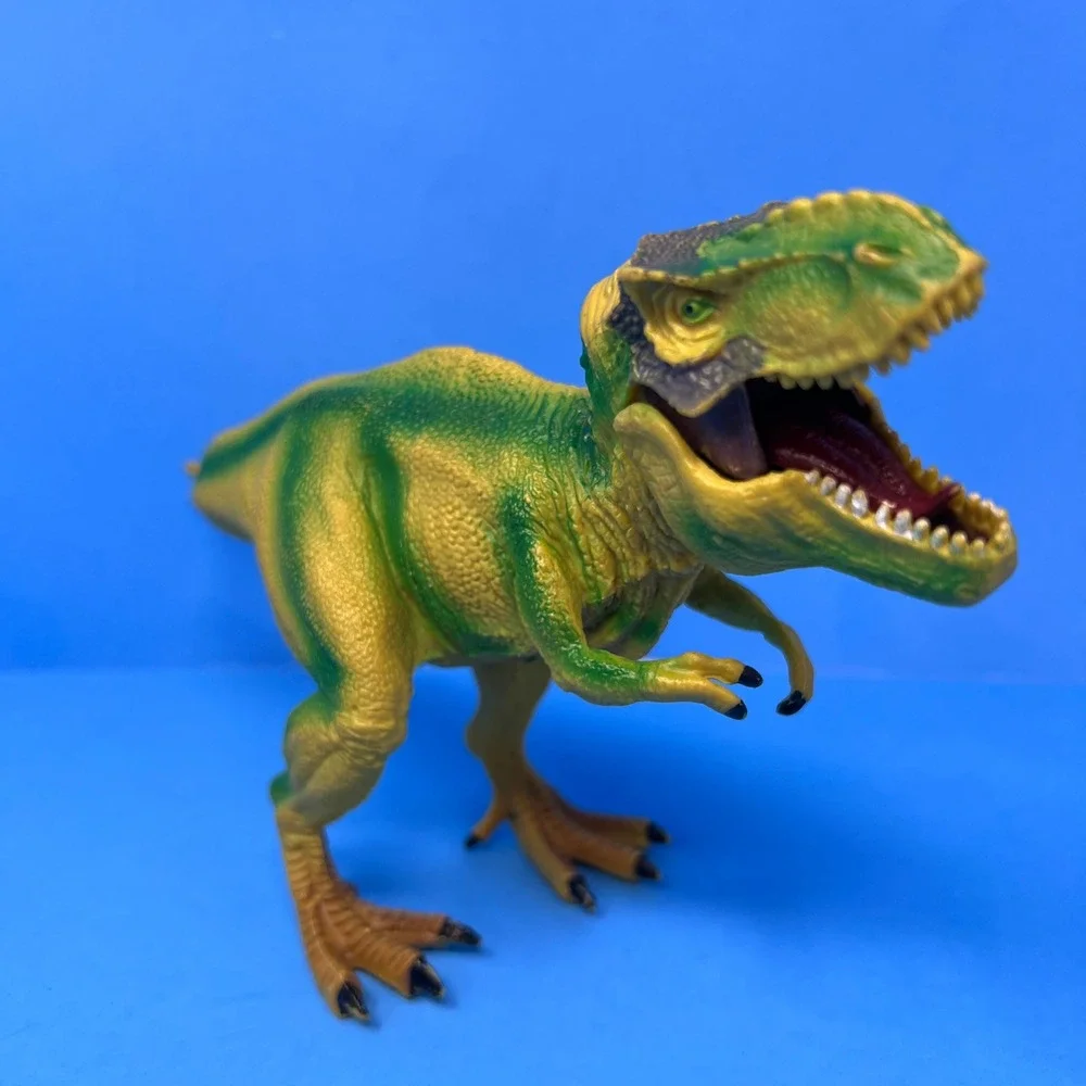 Unbranded Dinosaur Toy Figure Set 8 to 10 Inch Green Orange T Rex Carnotaurus‎